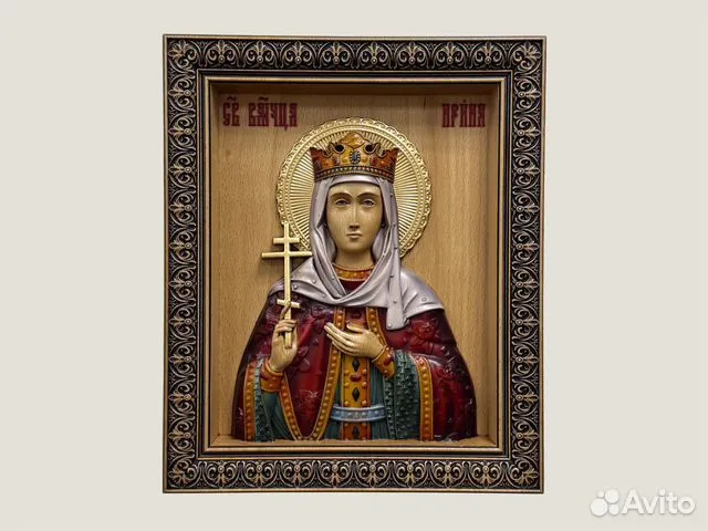 Икона резная из дерева Святая Ирина