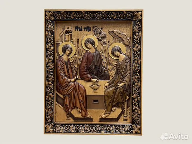 Резная икона из дерева Святая Троица
